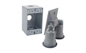 ONE GANG WEATHERPROOF BOX, THREE 1/2" HOLES-SQUARE WEATHERPROOF COVER, THREE 1/2" HOLES-LAMPHOLDERS WITHOUT OUTER GASKET-ALUMINUM/ZINC