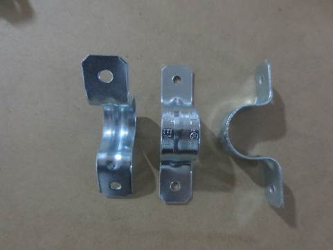 E.M.T. STRAP - TWO HOLES - STEEL